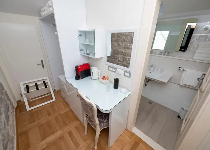 Gothic Palace Heritage ゲストハウス