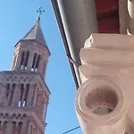 Gothic Palace Heritage Vendégház