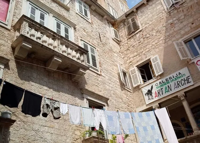 Gothic Palace Heritage 4*