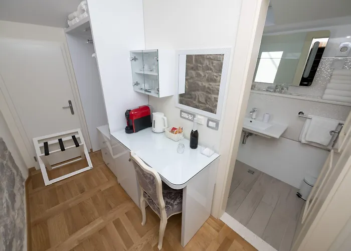 Gothic Palace Heritage Σπλιτ