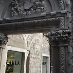Gothic Palace Heritage 招待所 斯普利特
